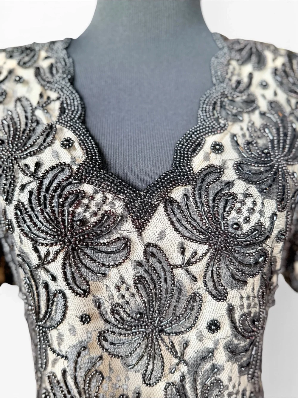 Vintage Lawrence Kazar Beaded Blouse Black Floral Mesh Scalloped Evening Top M - Picture 5 of 9